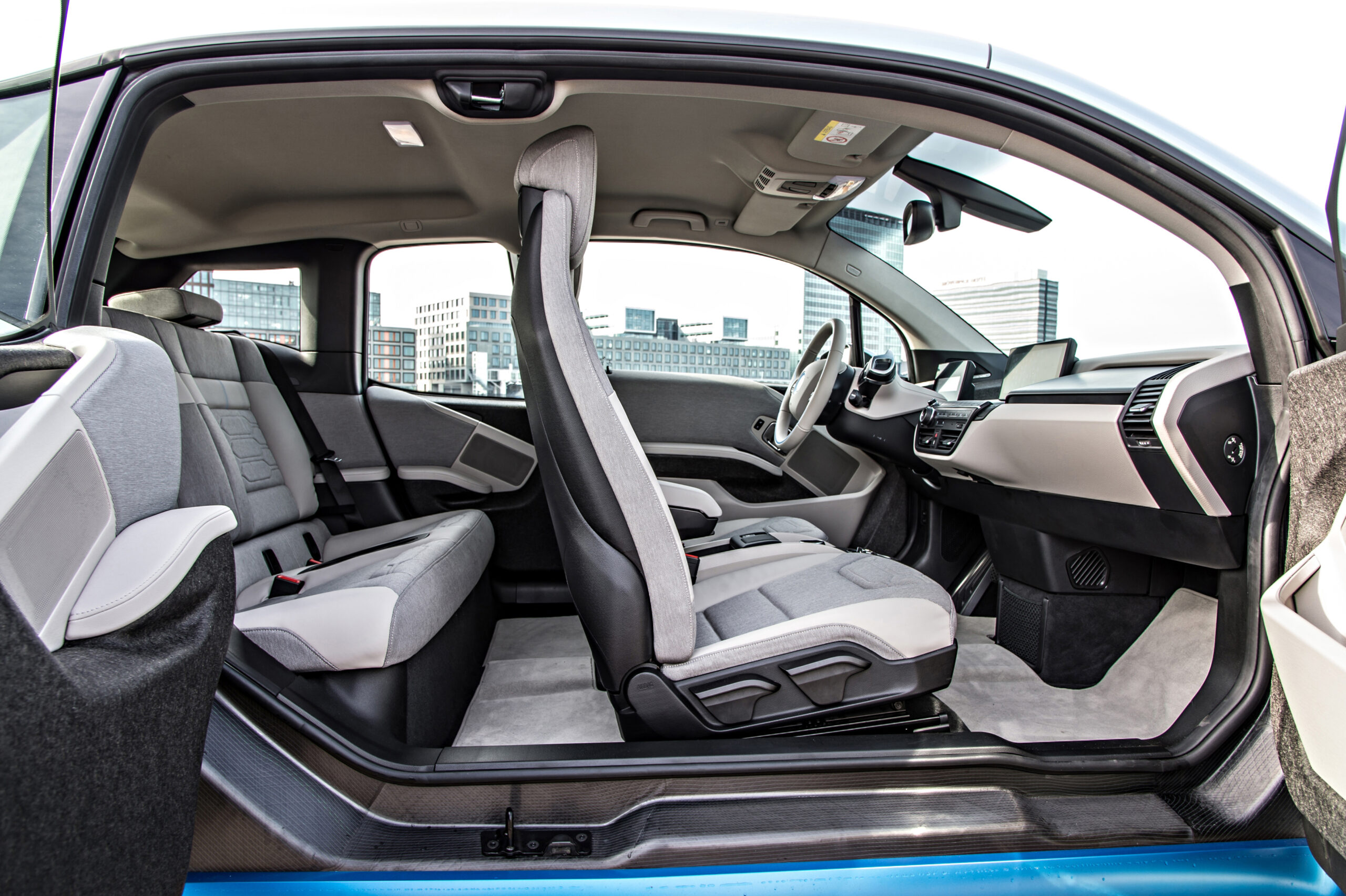 I3 INTERIOR