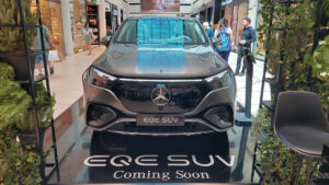 EQE SUV