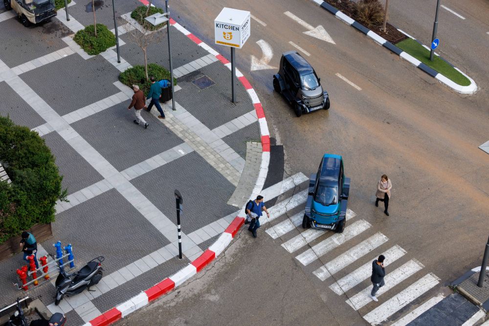 סיטיטרנספורמר בשטח (צילום: רונן טופלברג)