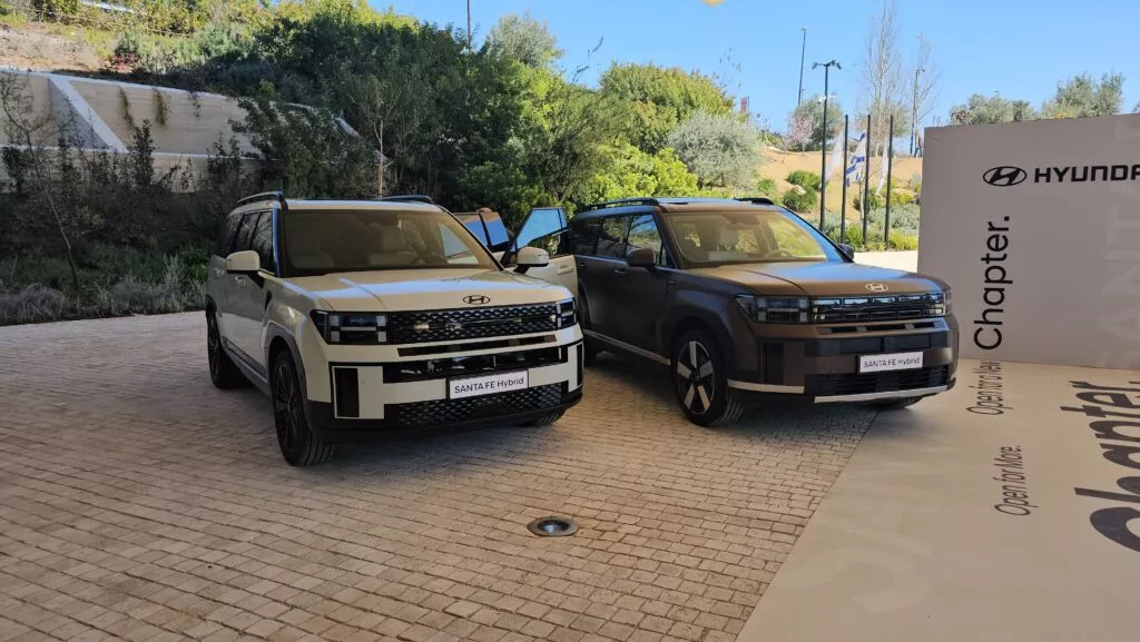 יונדאי סנטה פה ההיברידית החדשה (צילום: פלאג מג)