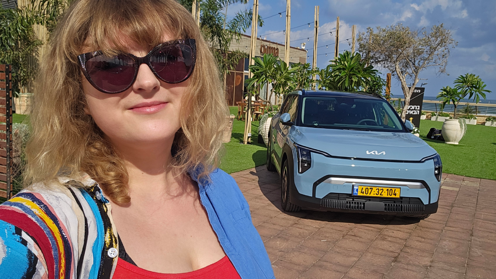 קיה EV3 (צילום: פלאג מג)