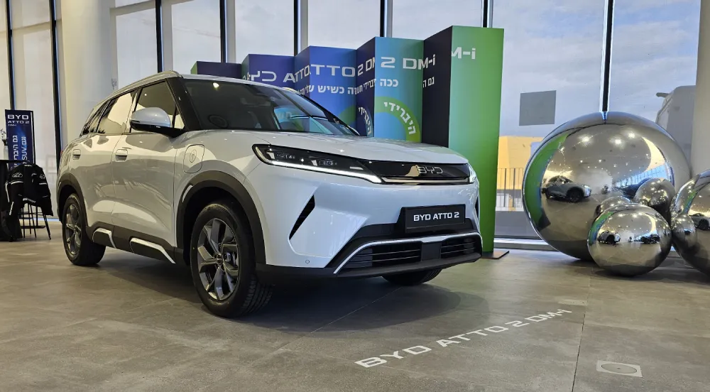 BYD ATTO 2 DM-i (צילום: פלאג מג)