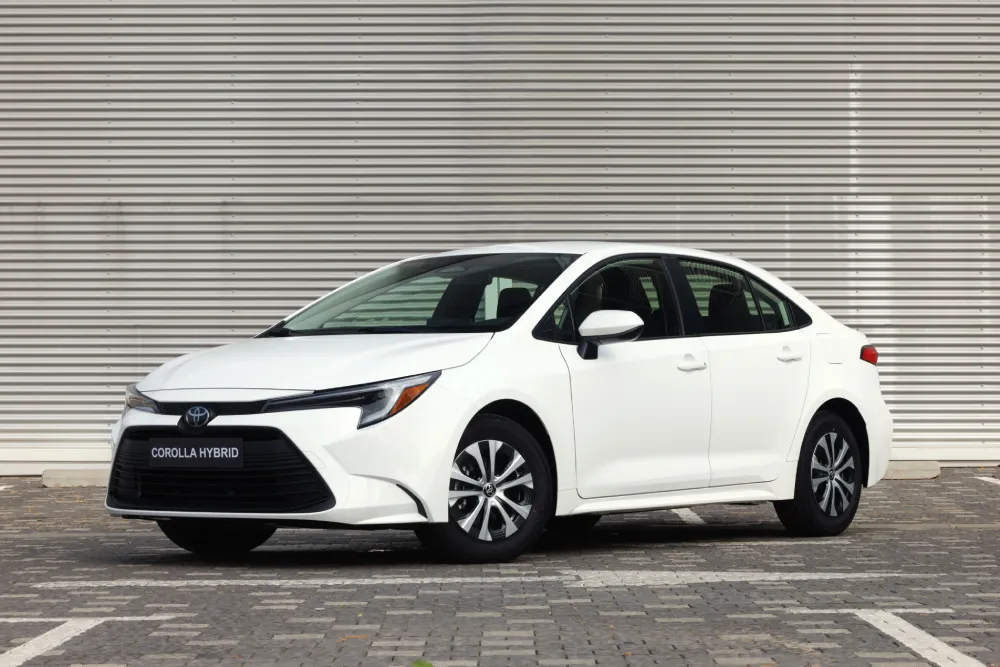 טויוטה קורולה המעודכנת בתצורת סדאן (צילום: טויוטה ישראל)