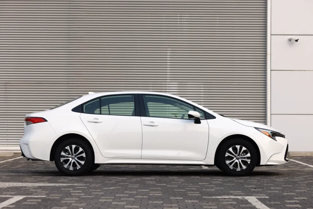 טויוטה קורולה המעודכנת בתצורת סדאן (צילום: טויוטה ישראל)