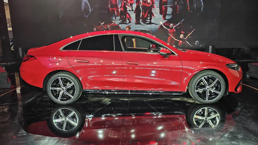 מרצדס CLA EQ חשמלית חדשה (צילום: פלאג מג)