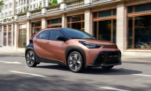 טויוטה אייגו X החדשה (צילום: טויוטה)