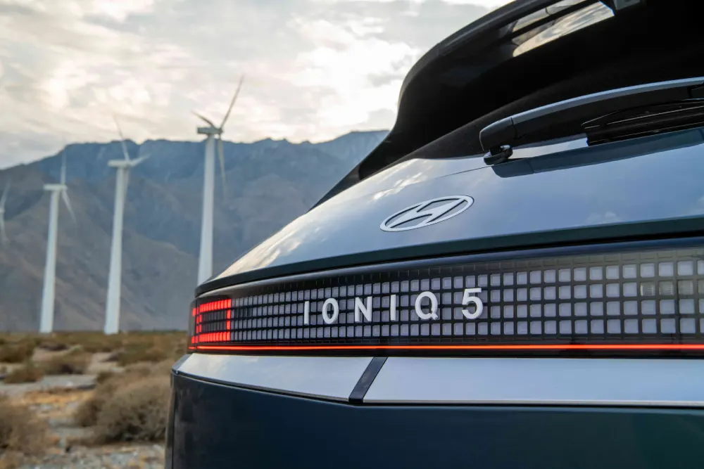 איוניק 5 2026 חשמלית (צילום: יצרן)