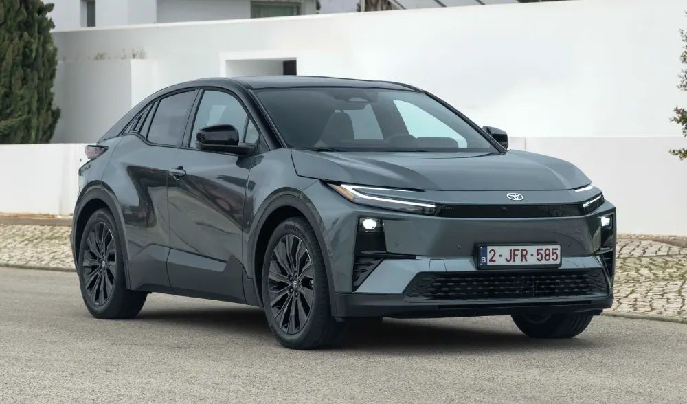 Toyota CHR+ חשמלית (צילום: יצרן)