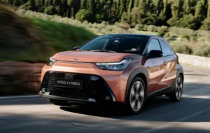 Toyota Aygo X היברידי (צילום: טויוטה)