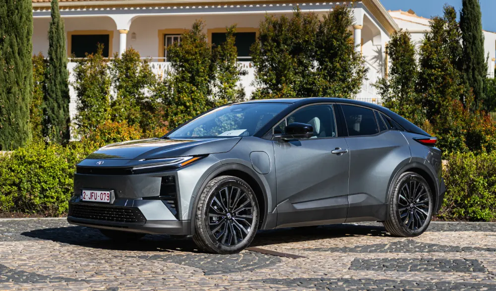 טויוטה CHR+ חשמלית (צילום: Toyota)