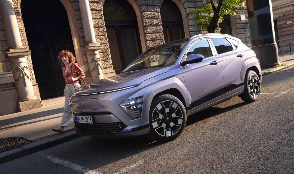 יונדאי קונה חשמלית (צילום: Hyundai)