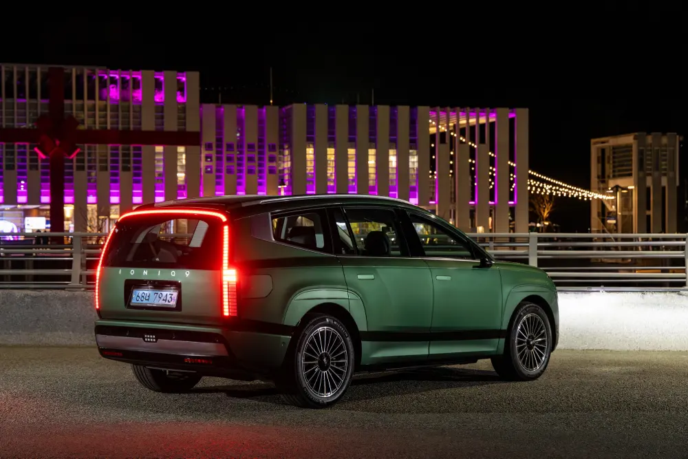 יונדאי איוניק 9 חשמלית (צילום: Hyundai)