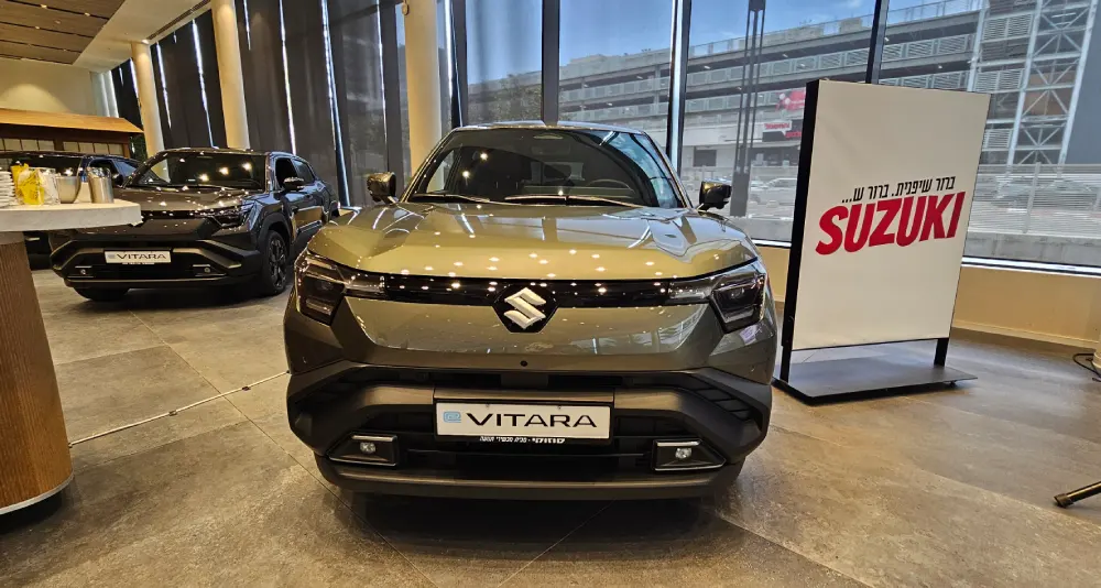 סוזוקי e-vitara חשמלי (צילום: פלאג מג)