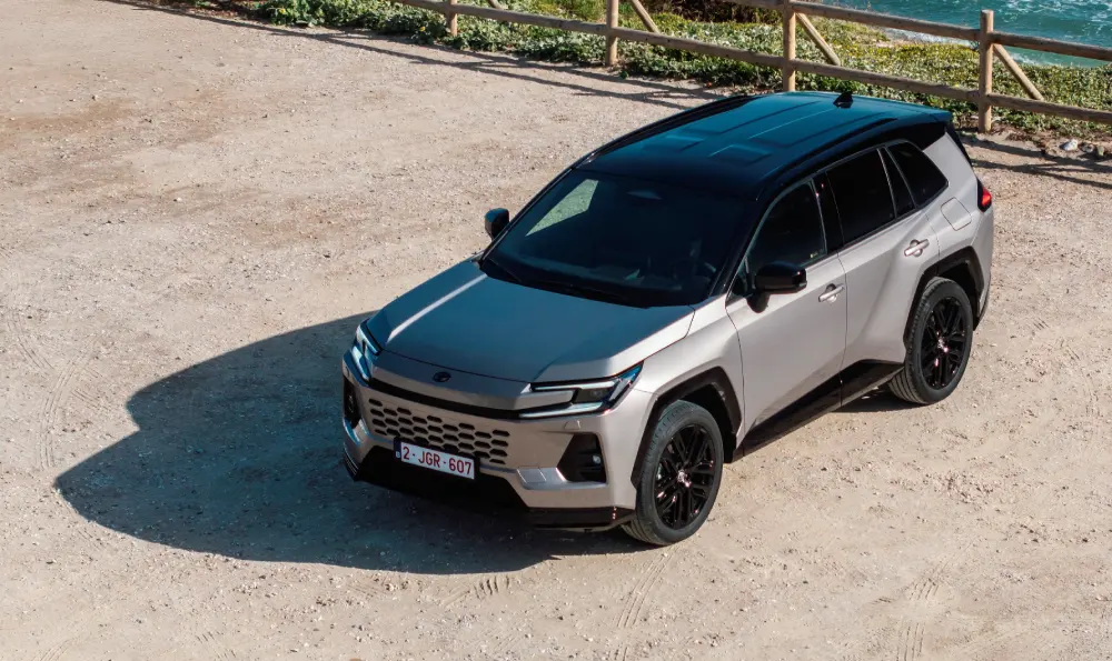 טויוטה ראב 4 היברידי חדש 2026 (צילום: Toyota)