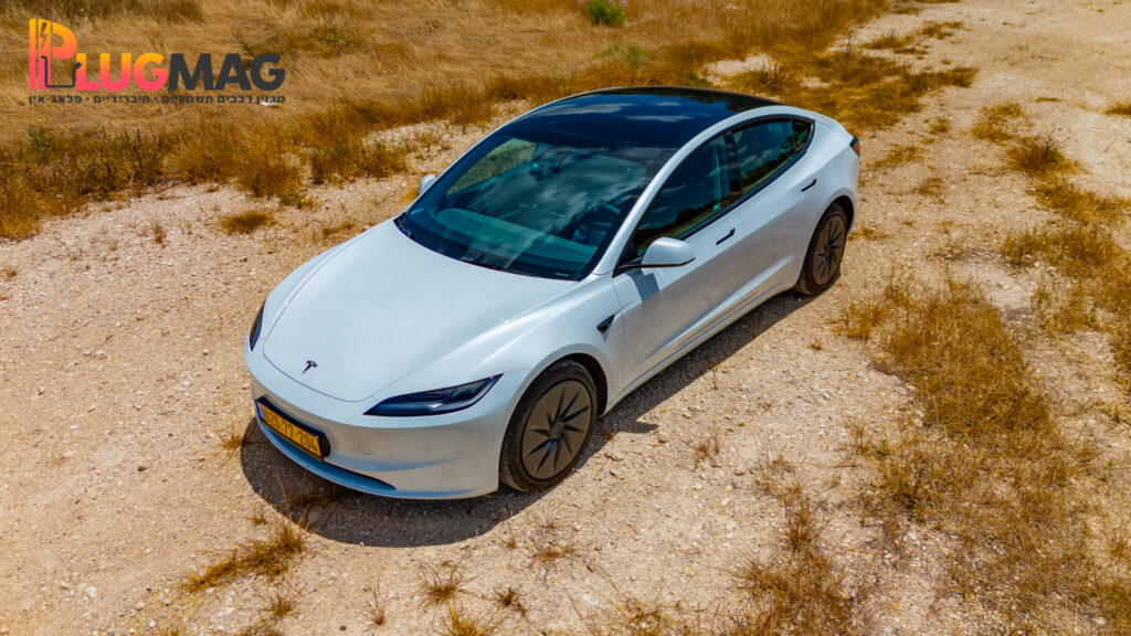 מבחן רכב Tesla Model 3 Rear-Wheel Drive (צילום: פלאג מג)