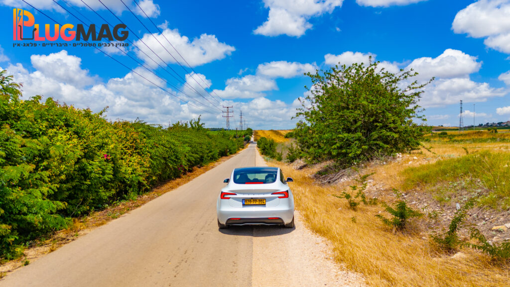 סקירת רכב Tesla Model 3 Rear-Wheel Drive (צילום: פלאג מג)