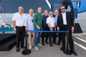 בריאן רוזן, דני בליליוס, דוד אוחנה, אודי אדירי, שלומי בסון, ואדי בן לייש ואלי בליליוס (צילום: גדי סיארה)